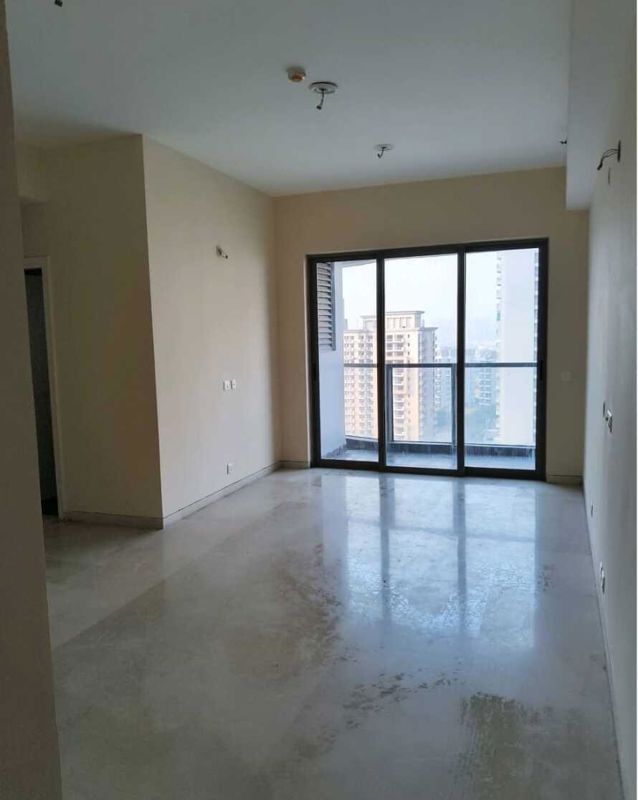 3.5 BHK + Servant Room Apartment For Sale in Paras Dews