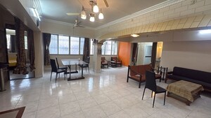 Hall in 3 BHK Apartment at Fatima Nagar – for Rent