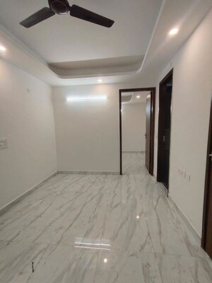 Bedroom in 1 BHK Builder Floor at Saket – for Rent