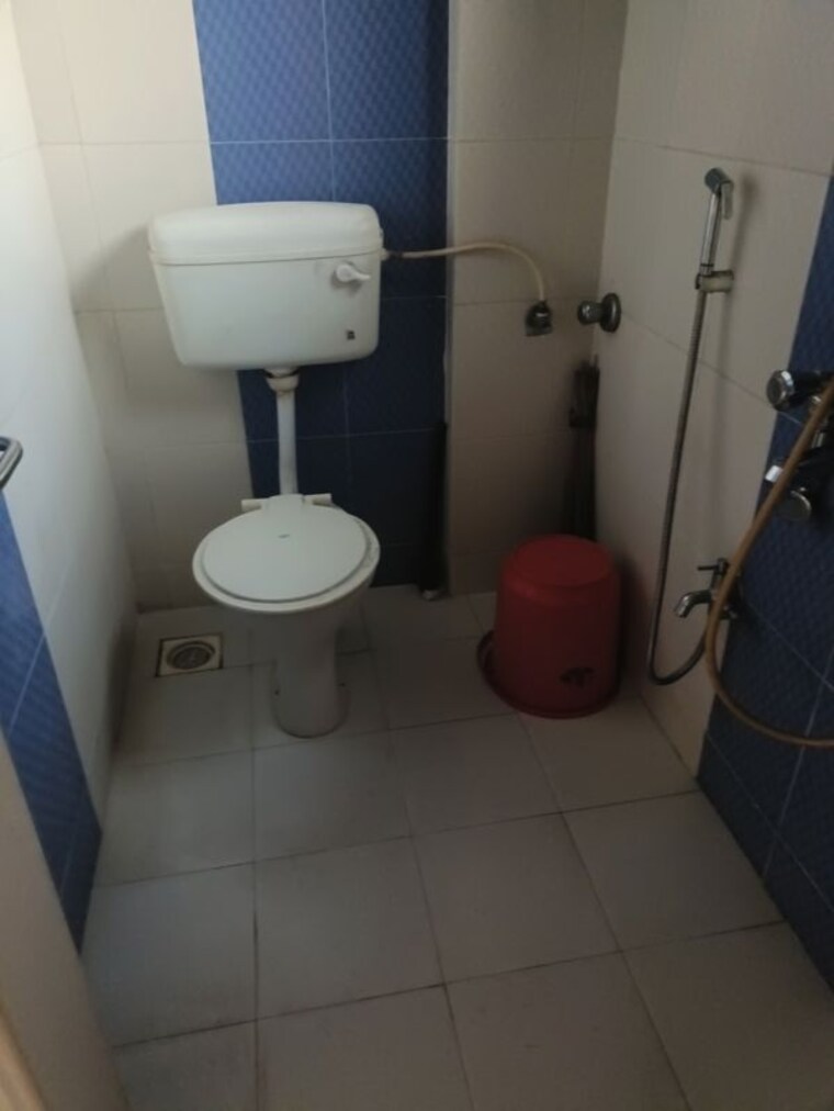Attached Bathroom, amrut-aangan 1 Bedroom 680 Sq.Ft. Apartment In Kalwa Thane 10418289