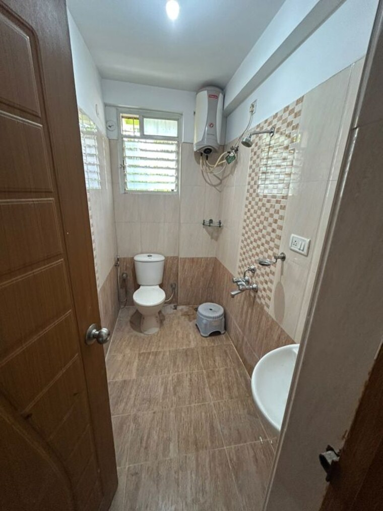 Bathroom, srinivasa-mansion 2 Bedroom 1262 Sq.Ft. Apartment In Hbr Layout Bangalore 10418297