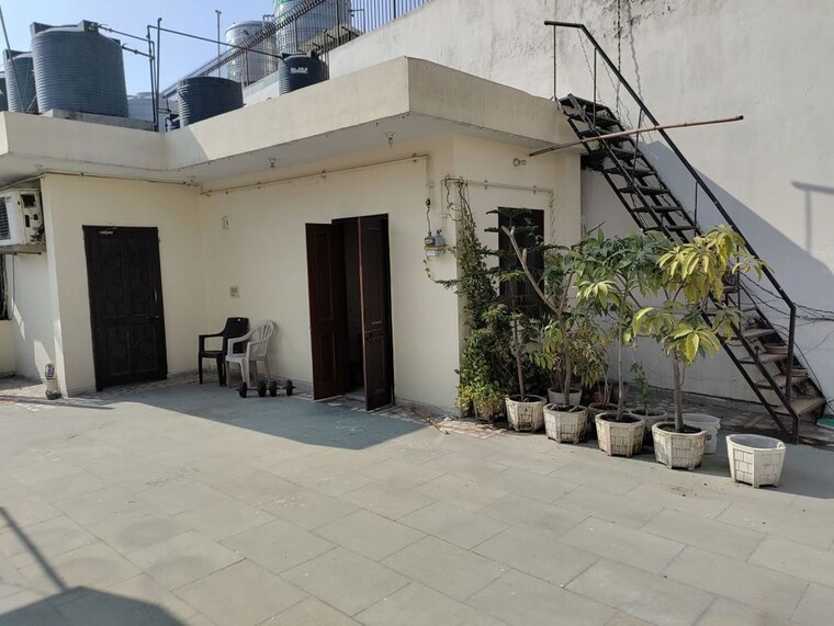 Exterior View, west patel nagar 1 RK 25 Sq.Yd. Builder Floor In West Patel Nagar Delhi 10418290