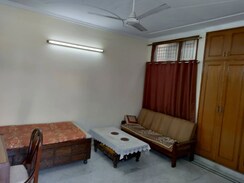 1 RkBuilder Floor For Rent in West Patel Nagar