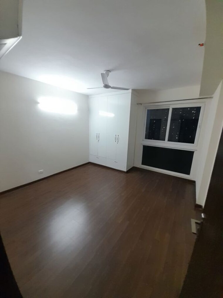 Room, bptp-mansions-park-prime 4 Bedroom 3000 Sq.Ft. Apartment In Sector 66 Gurgaon 10418307