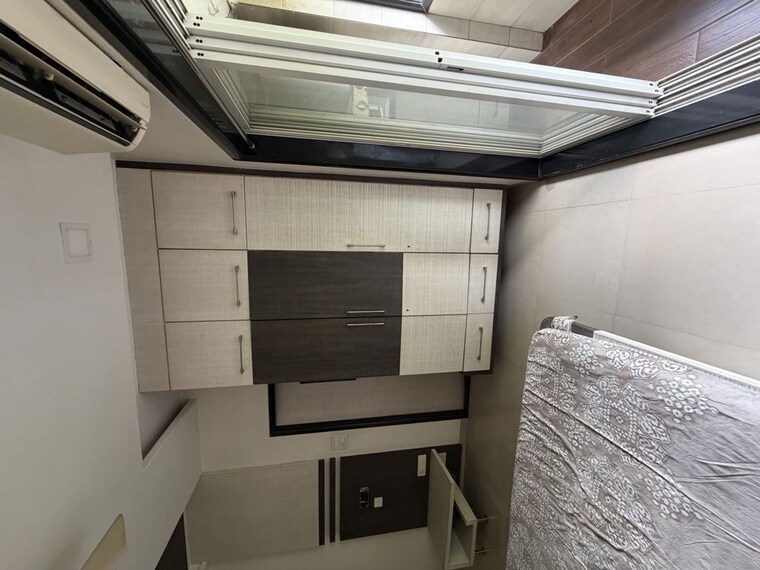 Master Bedroom, raheja-gardens-aspen 2 Bedroom 890 Sq.Ft. Apartment In Midc Colony Thane 10418136