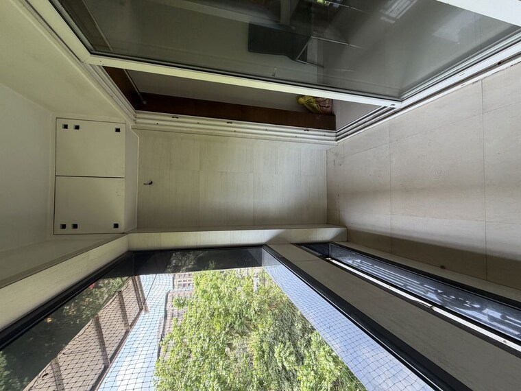Balcony, raheja-gardens-aspen 2 Bedroom 890 Sq.Ft. Apartment In Midc Colony Thane 10418136