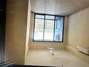 Room in 4 BHK Apartment at Paras Dews, Sector 106 – for Sale