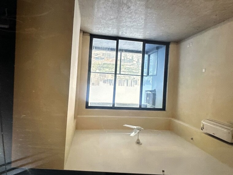 Room, paras-dews 4 Bedroom 2275 Sq.Ft. Apartment In Sector 106 Gurgaon 10418318