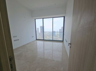 4 BHK + Servant Room,Study Room 2310 Sq.Ft. Apartment in Rustomjee Crown