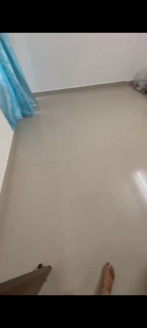 Room in 2 BHK Apartment at GTM Forest and Hills, Mohkampur – for Rent