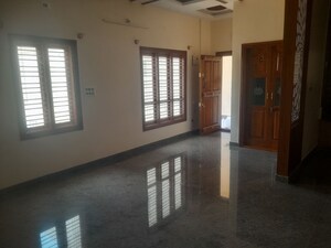 Room in 2 BHK Builder Floor at Akshya Nagar – for Rent