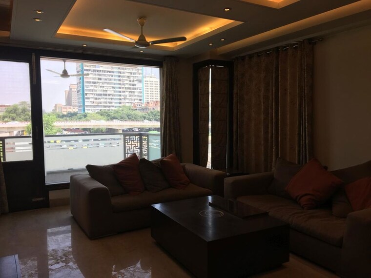 Living Room, nehru enclave 4 Bedroom 1000 Sq.Yd. Builder Floor In Nehru Enclave Delhi 10418390