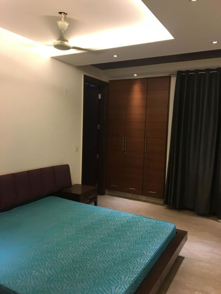 Bedroom, nehru enclave 4 Bedroom 1000 Sq.Yd. Builder Floor In Nehru Enclave Delhi 10418390