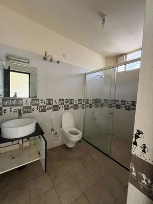 Team Area in 3 BHK Builder Floor at Hsr Layout Sector 3 – for Rent