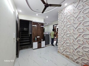 Living Room in 2 BHK Builder Floor at West Patel Nagar – for Rent