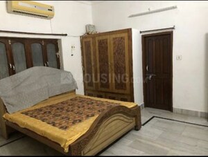 Bedroom in 4 BHK Villa at Gtb Nagar – for Rent