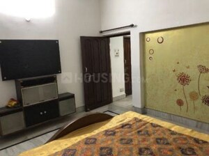 Bedroom in 4 BHK Villa at Gtb Nagar – for Rent