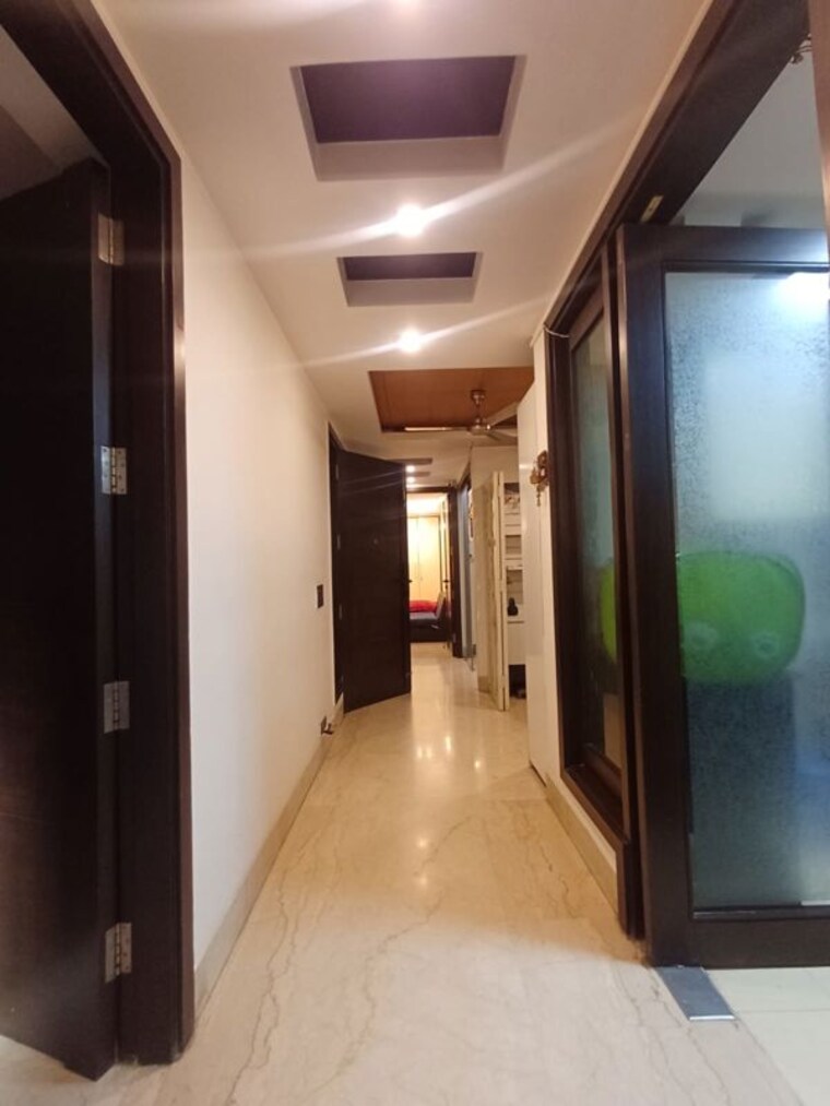 undefined, sarvodaya enclave 3 Bedroom 200 Sq.Yd. Builder Floor In Sarvodaya Enclave Delhi 10418403