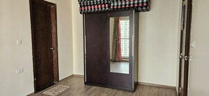 Room in 3 BHK Apartment at Rolling Hills D Block, Baner Bypass Highway – for Rent