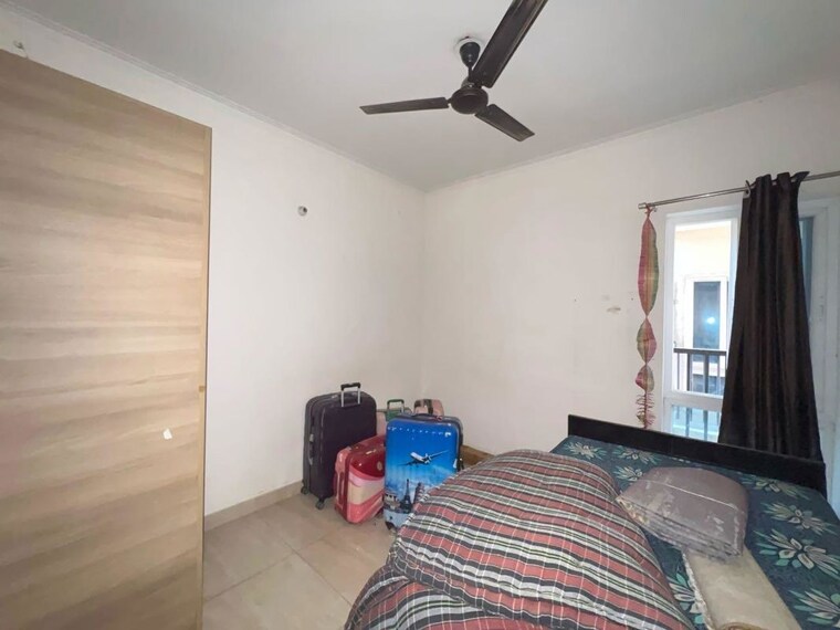 Bedroom, gaur-city-2-14th-avenue 3 Bedroom 1175 Sq.Ft. Apartment In Sector 16c Greater Noida Greater Noida 10418409