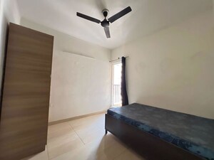 Room in 3 BHK Apartment at Gaur City 2 - 14th Avenue, Sector 16c Greater Noida – for Sale