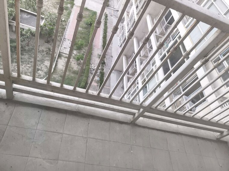Balcony, jaypee-greens-pavilion-court 2 Bedroom 1175 Sq.Ft. Apartment In Sector 128 Noida 10418429