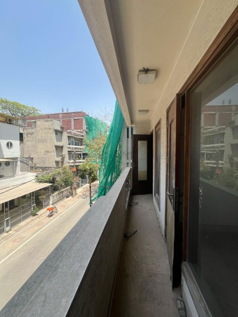 Balcony, navjeevan vihar 3 Bedroom 2200 Sq.Ft. Builder Floor In Navjeevan Vihar Delhi 10418434