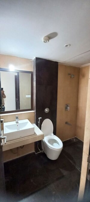 Furnished Amenities in 2.5 BHK Apartment at Lodha Splendora, Ghodbunder Road – for Sale