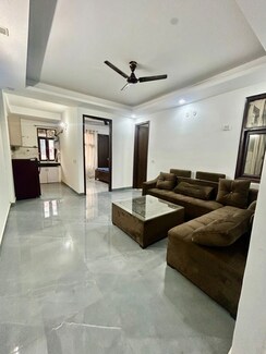 2 BHK Builder Floor For Rent in Chattarpur