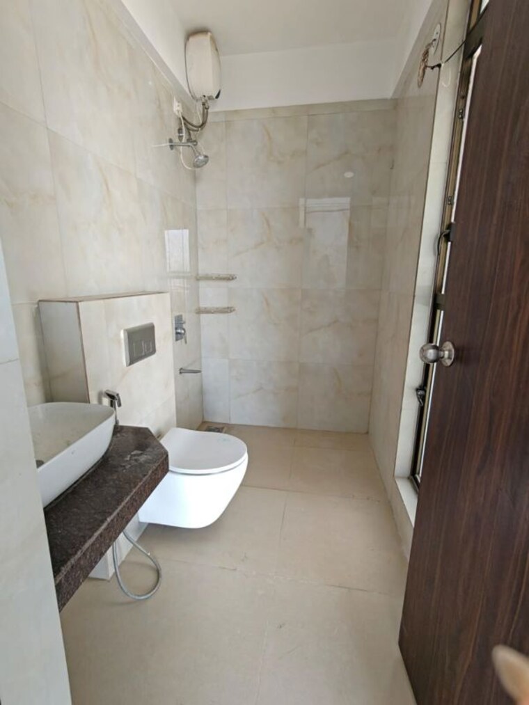 Bathroom, raymond-realty-phase-ii 2 Bedroom 640 Sq.Ft. Apartment In Pokhran Road No Two Thane 10418465