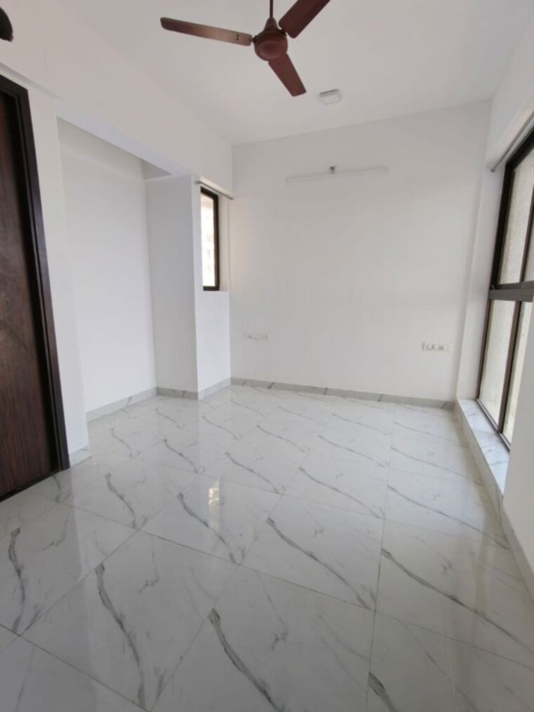 Room, raymond-realty-phase-ii 2 Bedroom 640 Sq.Ft. Apartment In Pokhran Road No Two Thane 10418465