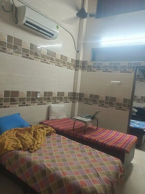 Bedroom in  Pg at Chembur Colony – for Rent