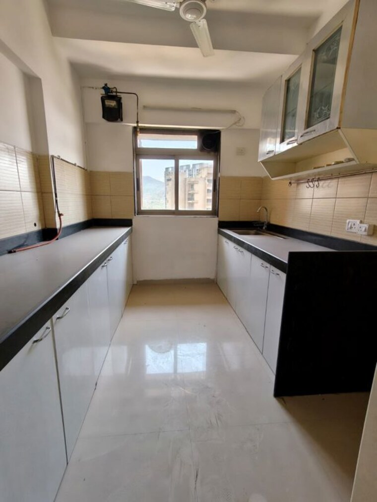 Kitchen, lodha-splendora 3 Bedroom 840 Sq.Ft. Apartment In Ghodbunder Road Thane 10418476