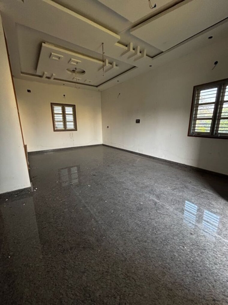 Room, sidedahalli 4 Bedroom 3000 Sq.Ft. Independent House In Sidedahalli Bangalore 10353907
