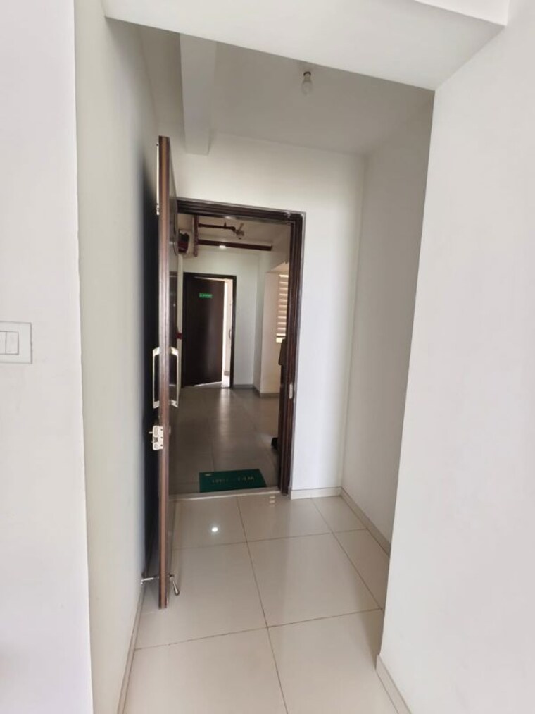undefined, godrej-emerald 3 Bedroom 920 Sq.Ft. Apartment In Ghodbunder Road Thane 10418497