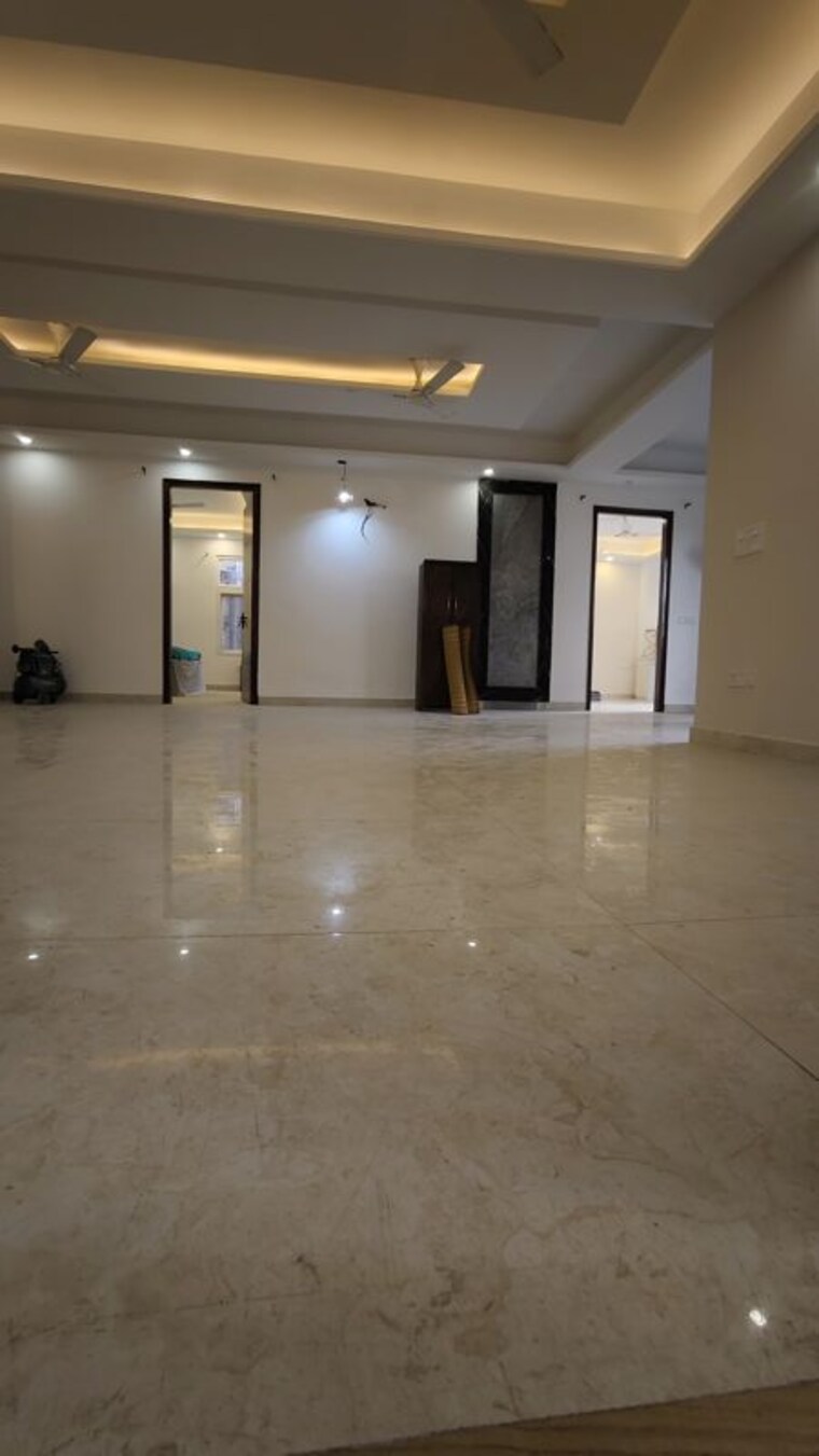 Room, saket 3 Bedroom 1800 Sq.Ft. Builder Floor In Saket Delhi 10418508
