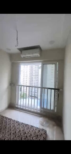 Room in 3 BHK Apartment at Raghav Paradise, Borivali East – for Rent