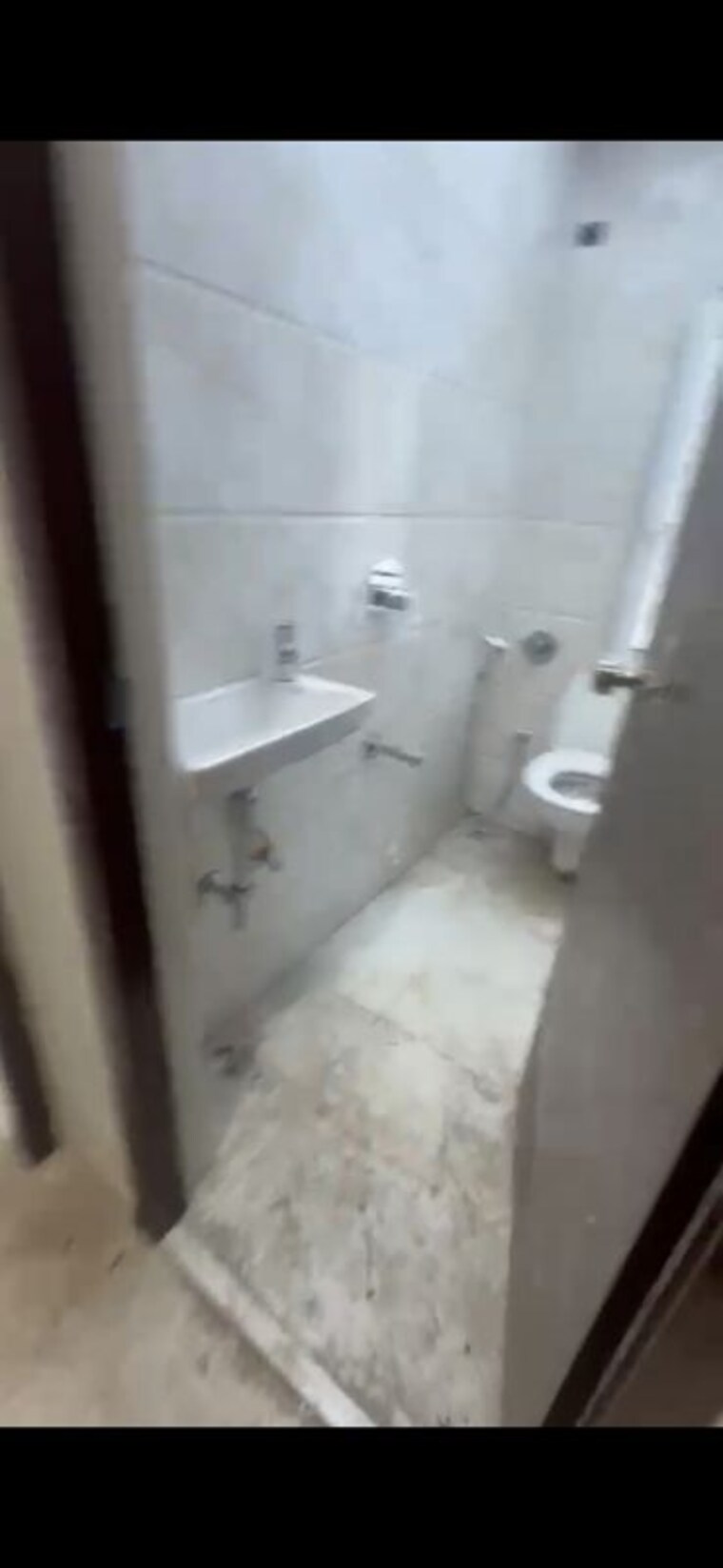 Bathroom, raghav-paradise 3 Bedroom 710 Sq.Ft. Apartment In Borivali East Mumbai 10418512