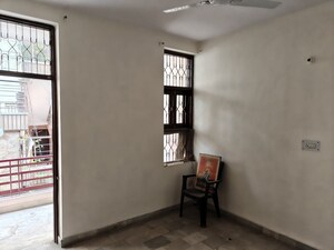 Master Bedroom in 3 BHK Builder Floor at Azadpur – for Rent