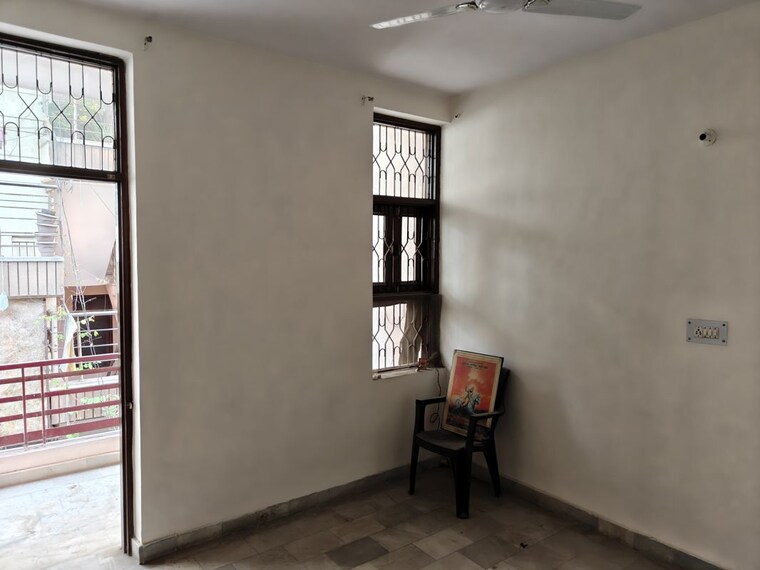 Master Bedroom, azadpur 3 Bedroom 140 Sq.Yd. Builder Floor In Azadpur Delhi 10418478