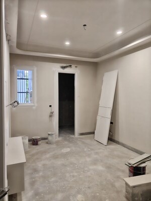 Room in 3 BHK Builder Floor at Ashok Vihar – for Sale