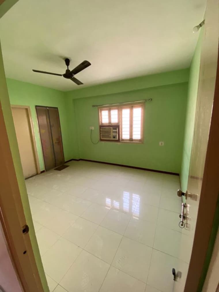 Room, vastrapur 2 Bedroom 1350 Sq.Ft. Apartment In Vastrapur Ahmedabad 10418539