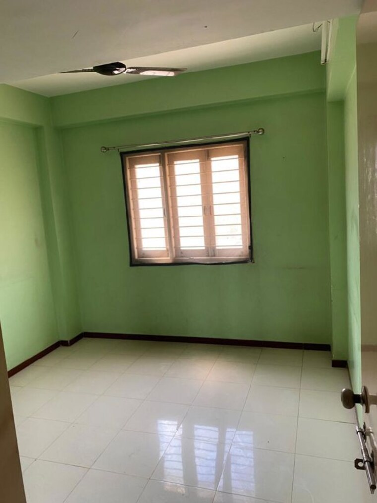 Room, vastrapur 2 Bedroom 1350 Sq.Ft. Apartment In Vastrapur Ahmedabad 10418539