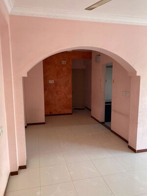 Room in 2 BHK Apartment at Vastrapur – for Rent