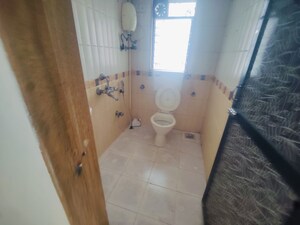 Bathroom in 1.5 BHK Apartment at Malad West – for Rent