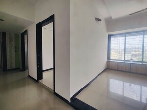 Room in 1.5 BHK Apartment at Malad West – for Rent
