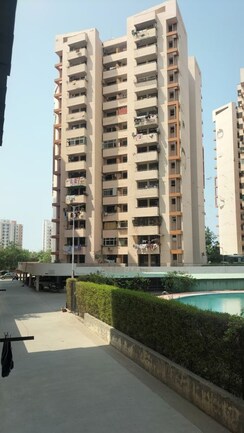 3 BHK Apartment For Rent in SRS Royal Hills