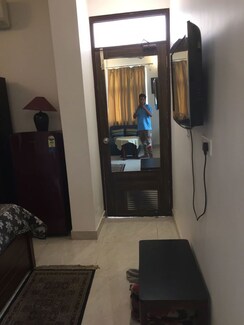 5 BHK + Extra Room Builder Floor For Rent in Anand Niketan