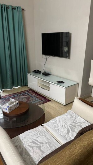 Bedroom in 2.5 BHK Apartment at Mahagun Moderne, Sector 78 – for Rent
