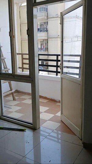 Balcony in 1 RK Apartment at Stellar Mi Citihomes, Omicron Iii Greater Noida – for Rent